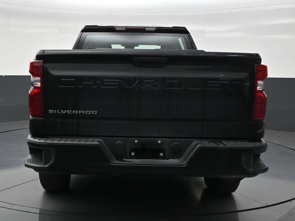 Used 2024 Chevrolet Silverado 1500 W/T RWD image 4