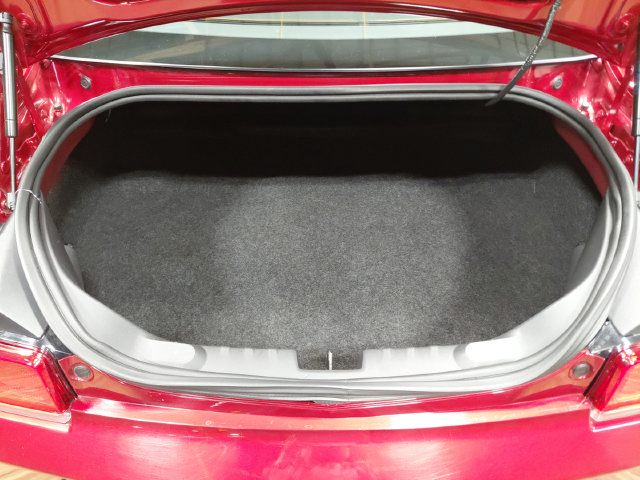 Used 2015 Chevrolet Camaro LT RWD image 13