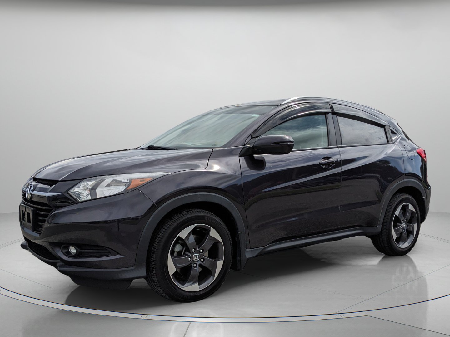Used 2018 Honda HR-V EX-L image 2