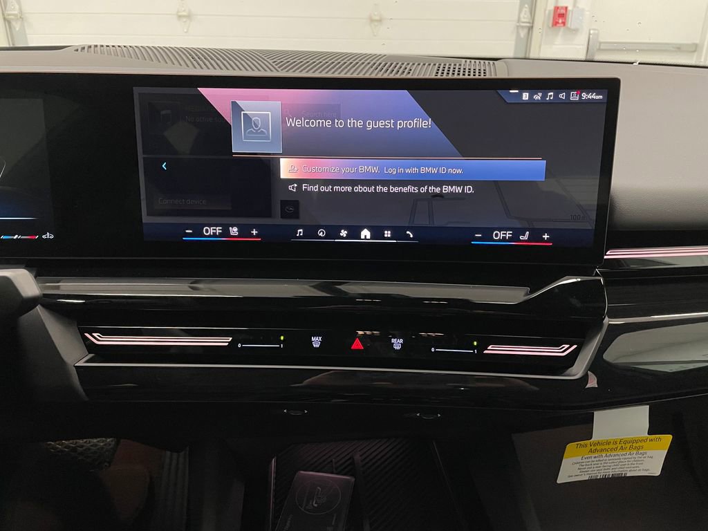 Used 2025 BMW 530i xDrive image 22