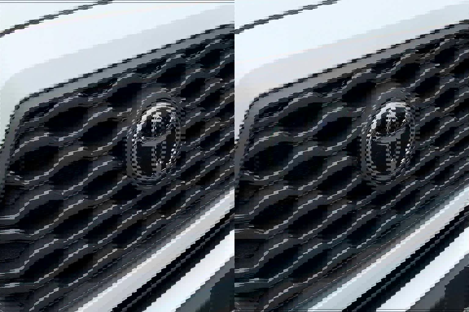 Used 2020 Toyota Tacoma TRD Off-Road image 31