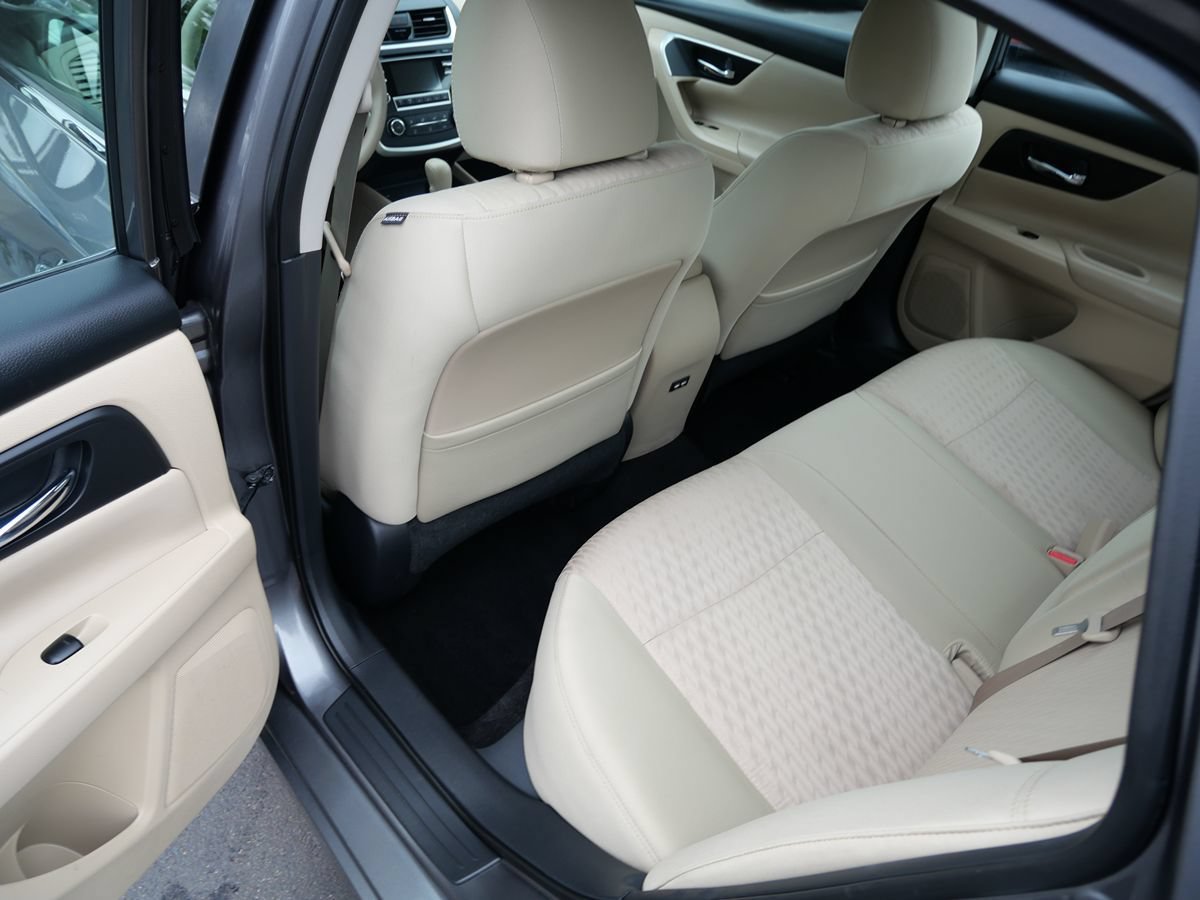 Used 2017 Nissan Altima 2.5 S w/ Power Driver Seat Package FWD image 18