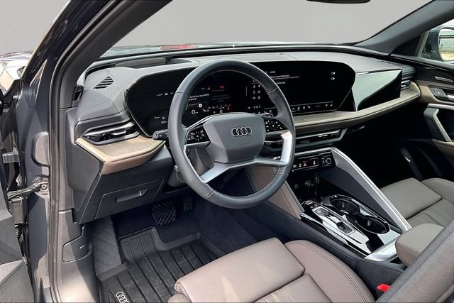 Used 2025 Audi Q5 Premium Plus AWD/4WD image 13