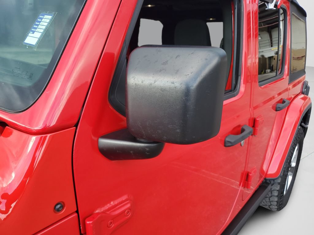 Used 2018 Jeep Wrangler Unlimited Sahara AWD/4WD image 27