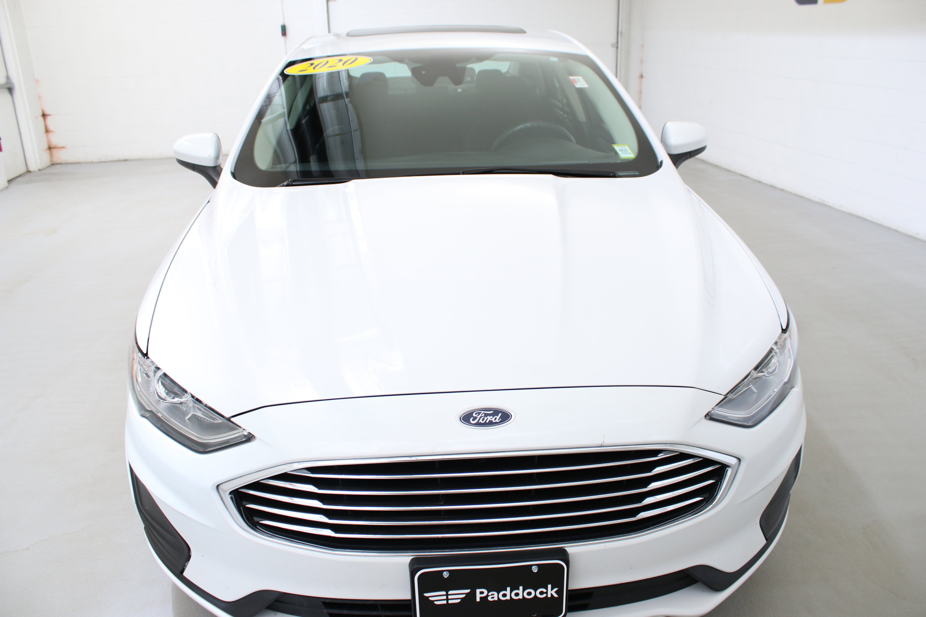 Used 2020 Ford Fusion SE image 2
