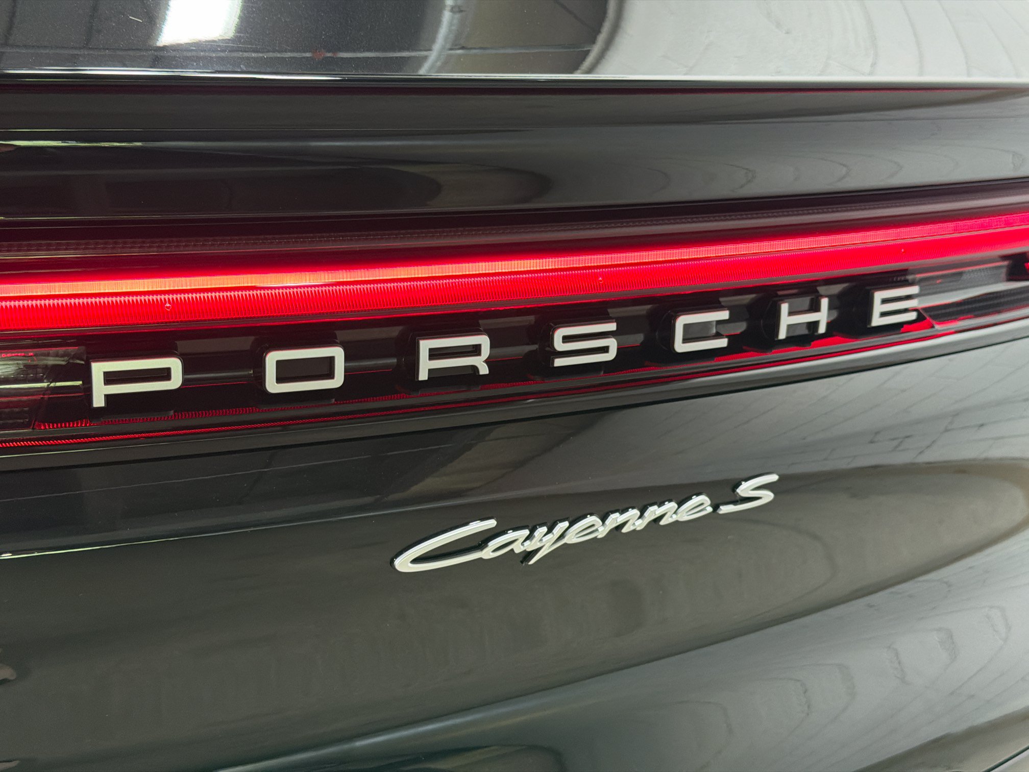 Certified 2026 Porsche Cayenne S AWD/4WD image 12