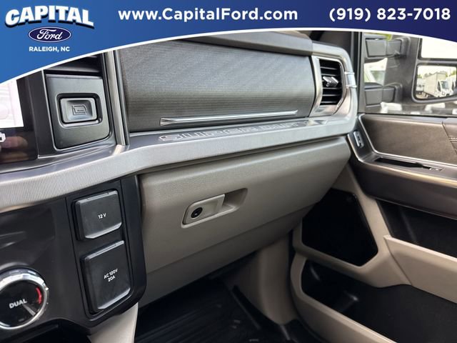 Used 2026 Ford F450 Platinum w/ Platinum Plus Package image 31