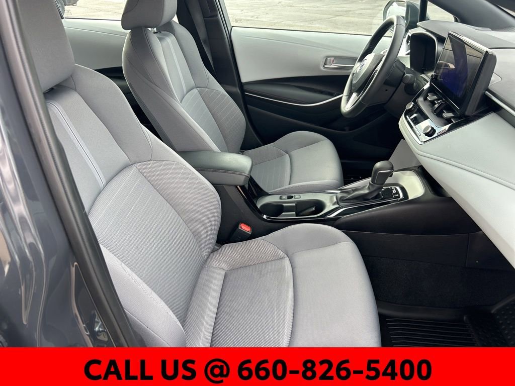 Certified 2025 Toyota Corolla SE w/ Convenience Package image 7