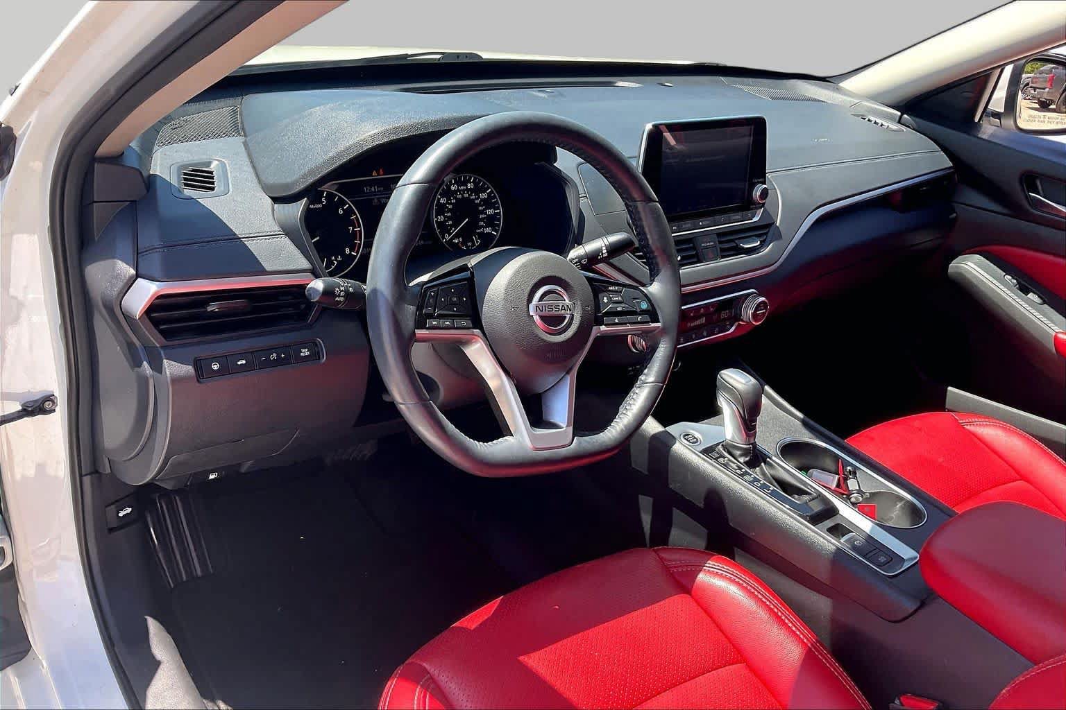 Used 2019 Nissan Altima 2.5 SV FWD image 17