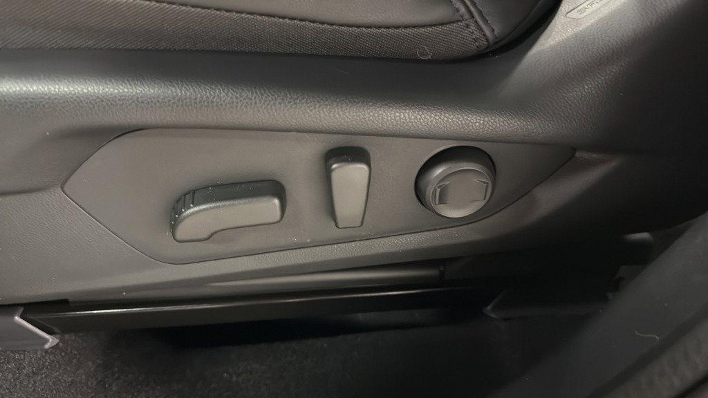 Certified 2026 Subaru Forester Limited image 17