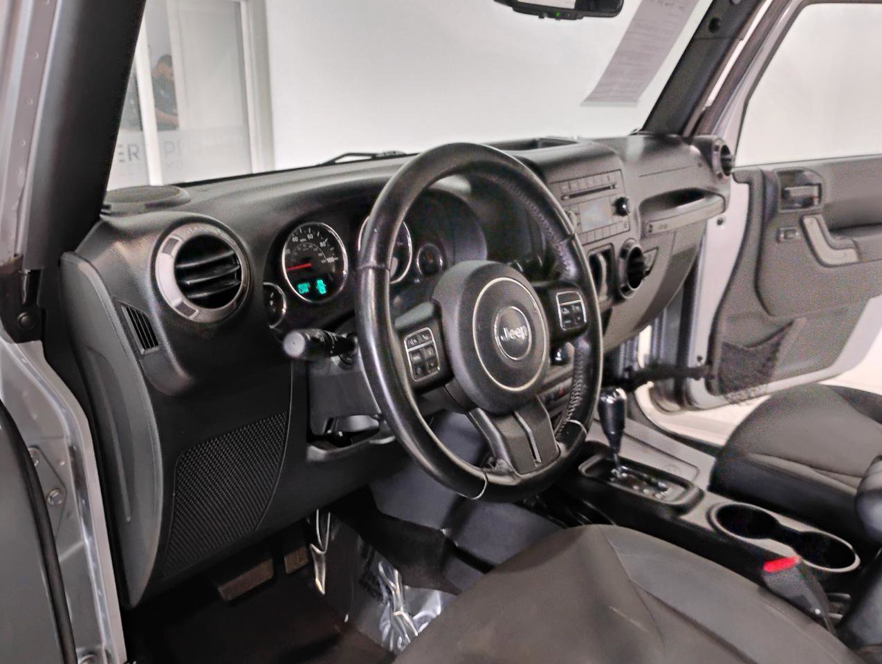 Used 2016 Jeep Wrangler Sport w/ Quick Order Package 24S AWD/4WD image 23