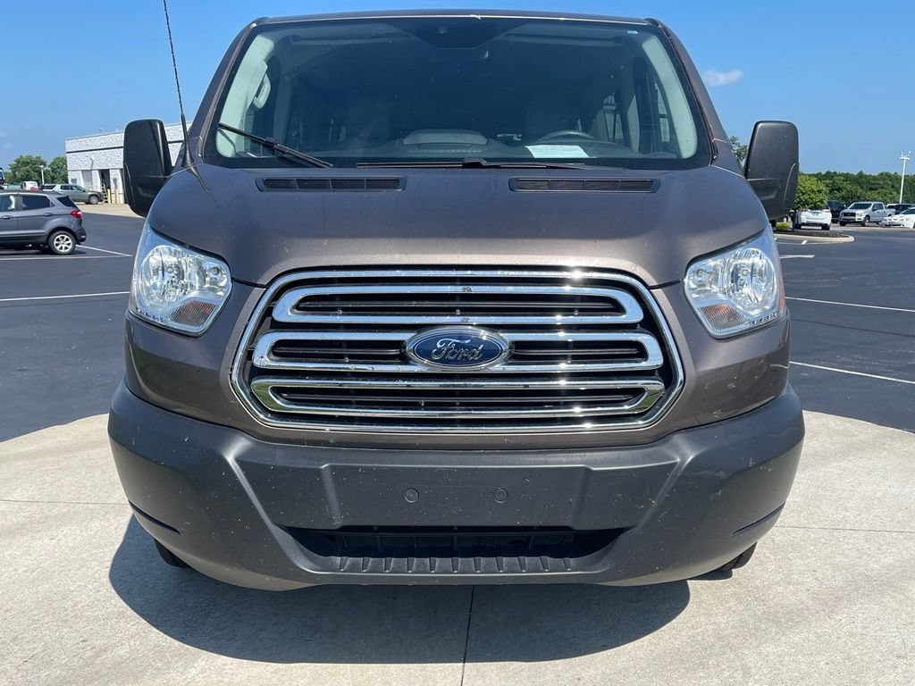Used 2019 Ford Transit 350 XLT RWD image 2