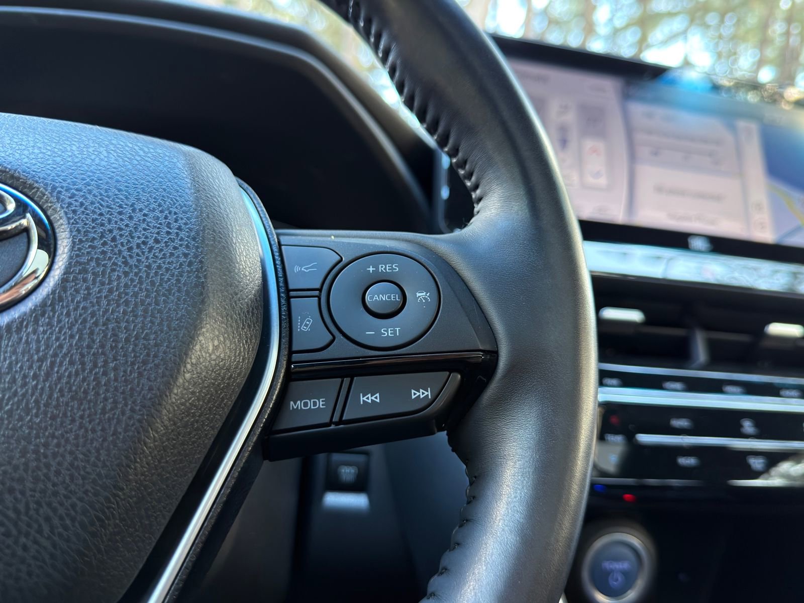 Used 2021 Toyota Venza Limited w/ Advanced Technology Package image 25