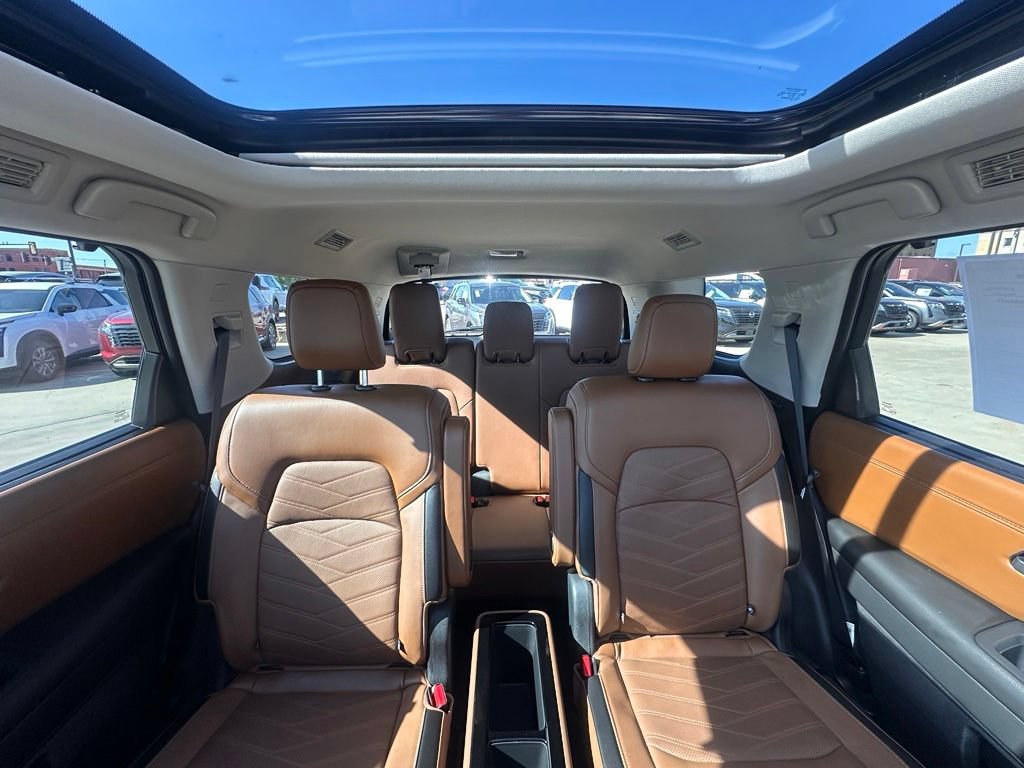 Certified 2025 Nissan Pathfinder Platinum AWD/4WD image 20