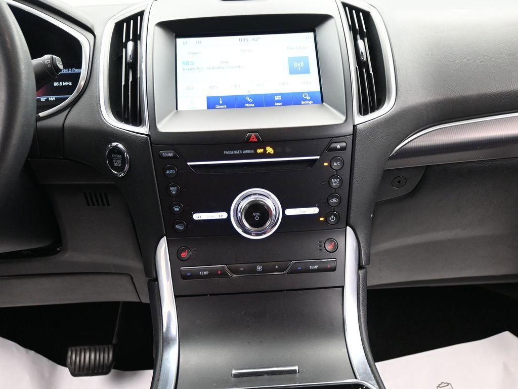 Used 2019 Ford Edge Titanium w/ Cargo Accessory Package image 22