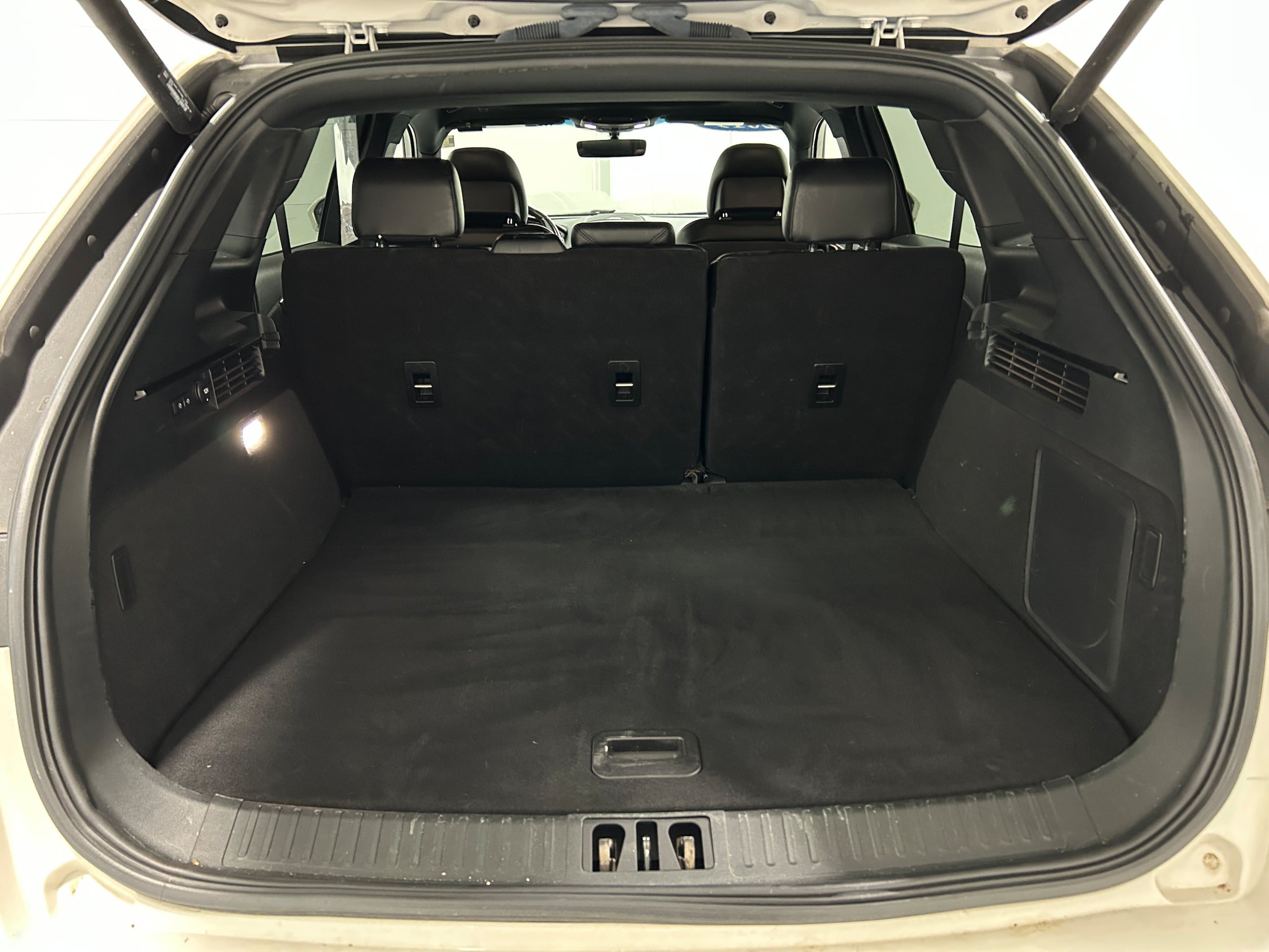 Used 2019 Lincoln Nautilus Reserve AWD/4WD image 35