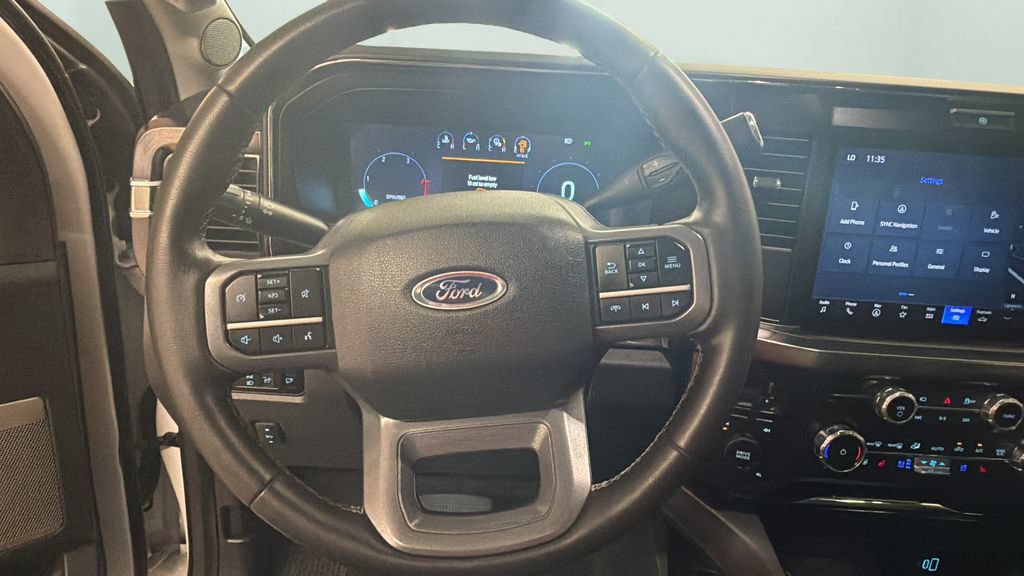 Used 2026 Ford F250 Lariat AWD/4WD image 12