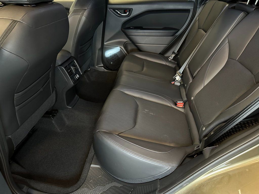 Used 2025 Subaru Forester Limited image 21