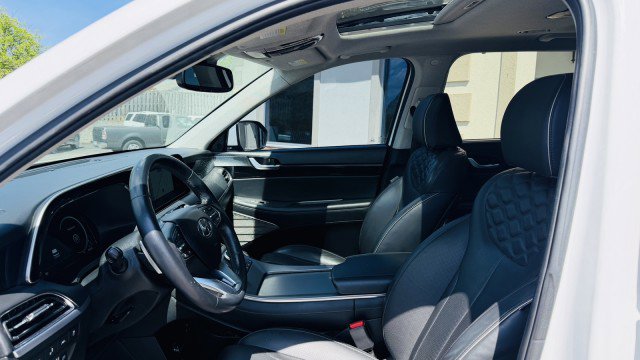 Used 2022 Hyundai Palisade Limited w/ Cargo Package FWD image 5