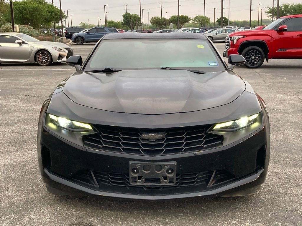 Used 2019 Chevrolet Camaro LT image 2