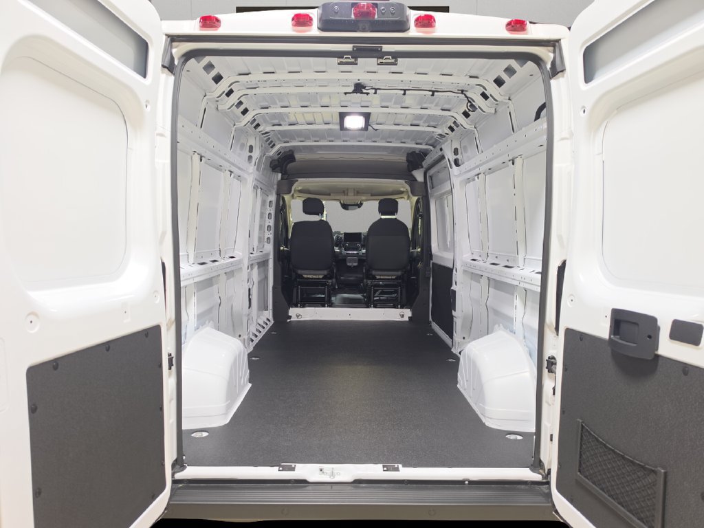 New 2026 RAM ProMaster 2500 w/ Premium Convenience Group FWD image 9