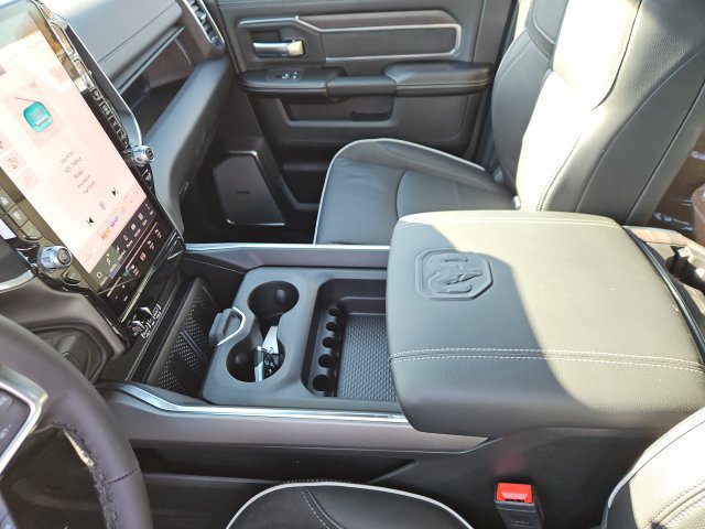New 2026 RAM 2500 Laramie AWD/4WD image 26
