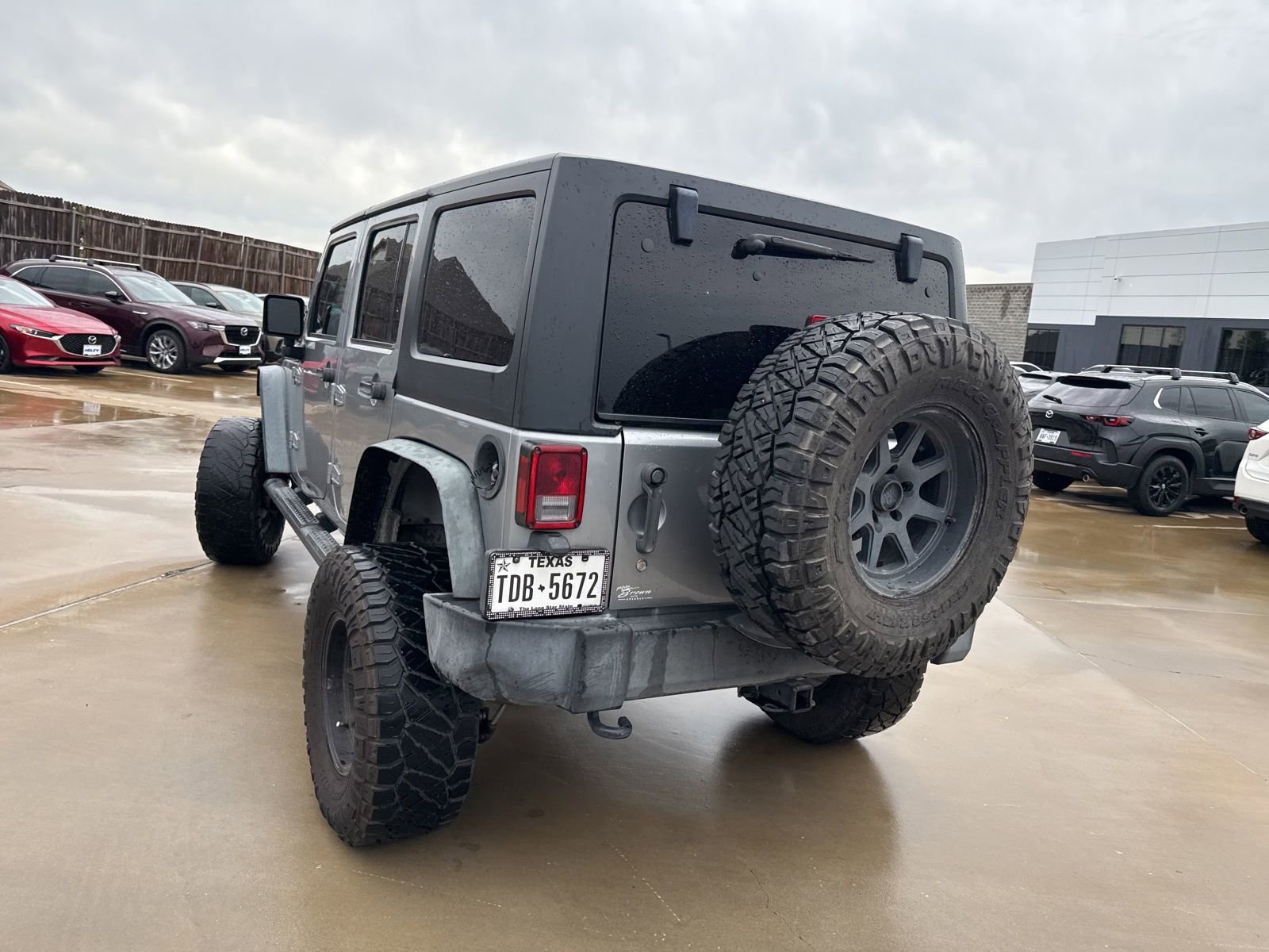 Used 2015 Jeep Wrangler Unlimited Rubicon w/ Max Tow Package image 14