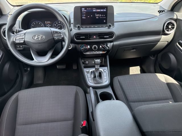 Used 2023 Hyundai Kona SEL w/ Cargo Package AWD/4WD image 4