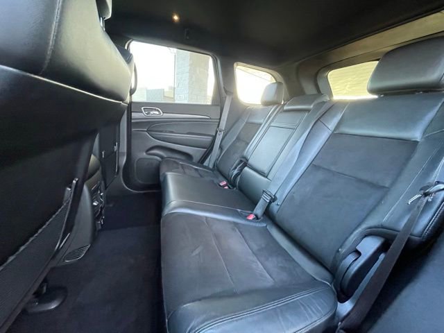 Used 2021 Jeep Grand Cherokee Laredo X AWD/4WD image 24