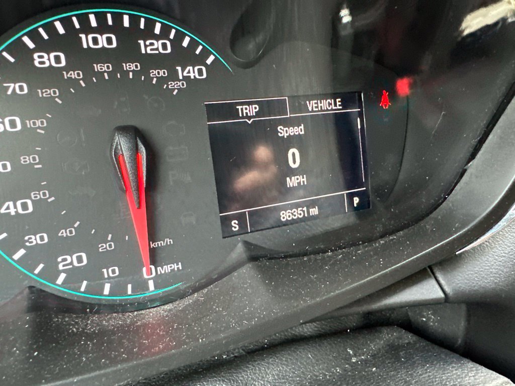 Used 2018 Chevrolet Trax LT w/ LT Convenience Package FWD image 21