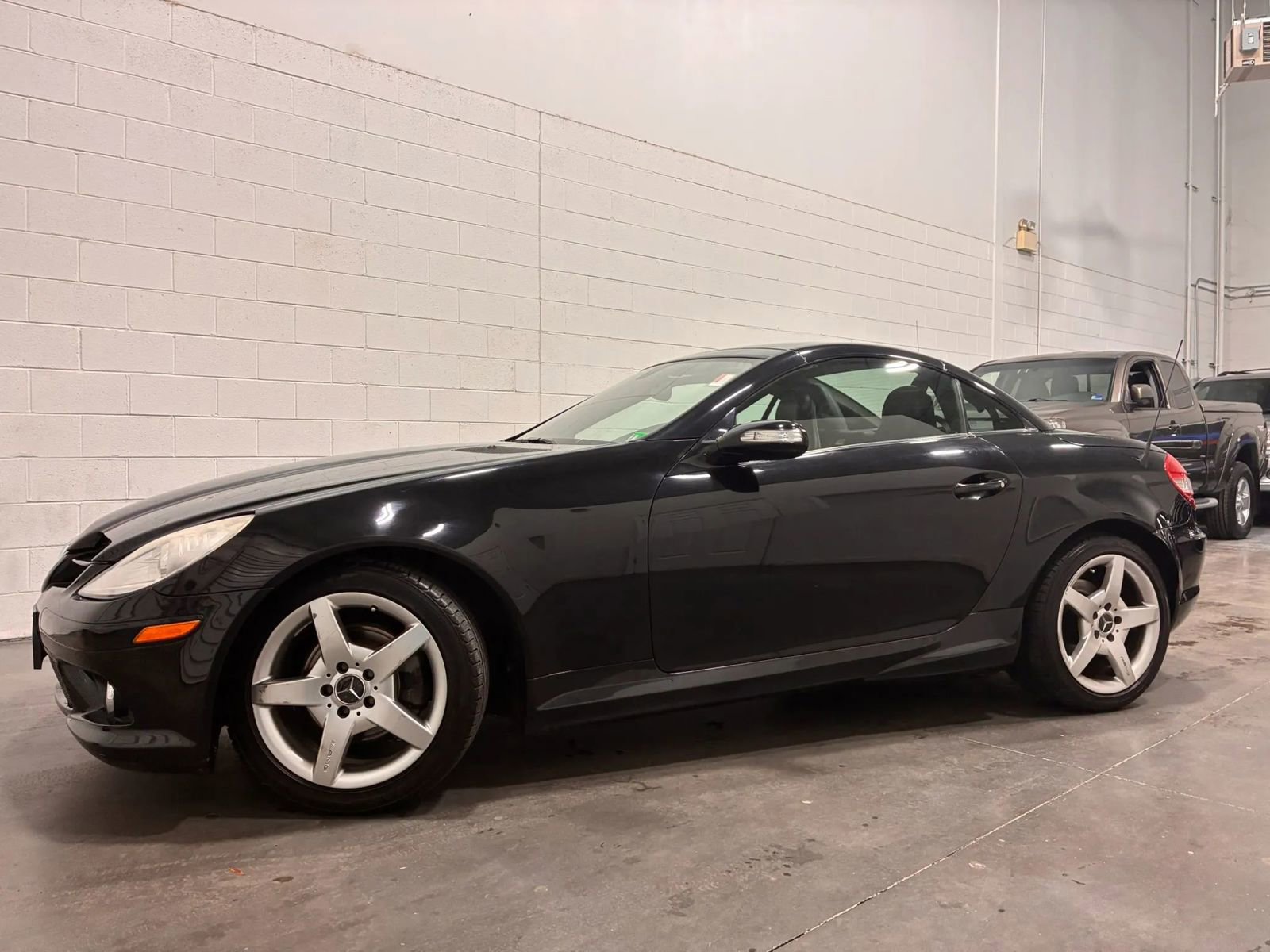 Used 2006 Mercedes-Benz SLK 280 image 2