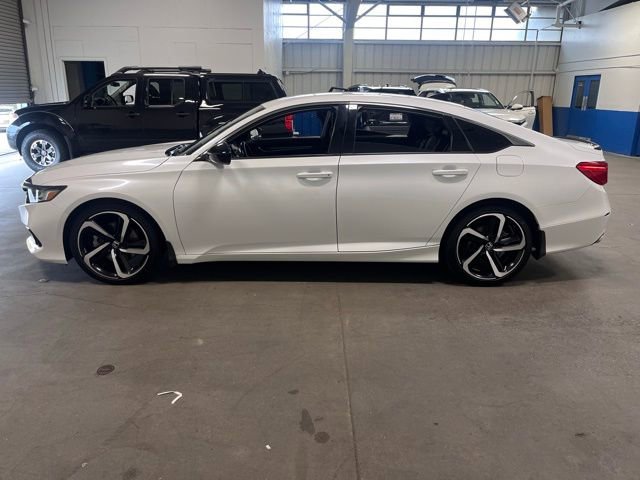 Used 2022 Honda Accord Sport image 6