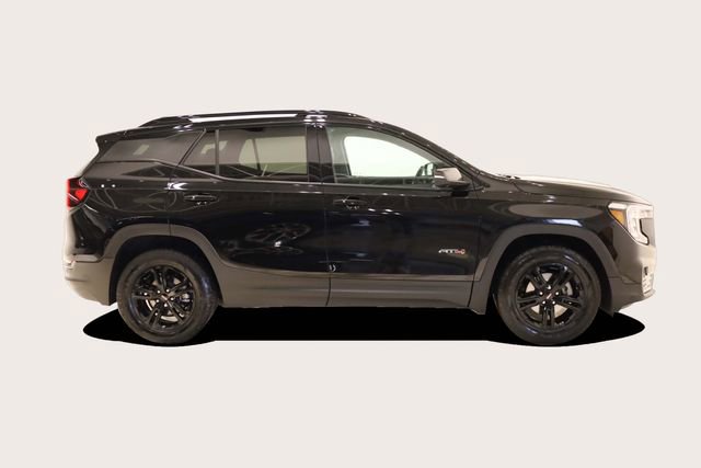 Used 2024 GMC Terrain AT4 w/ Infotainment Package II image 4