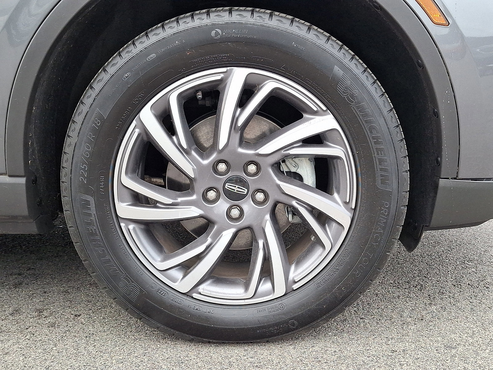 Used 2023 Lincoln Corsair AWD image 8