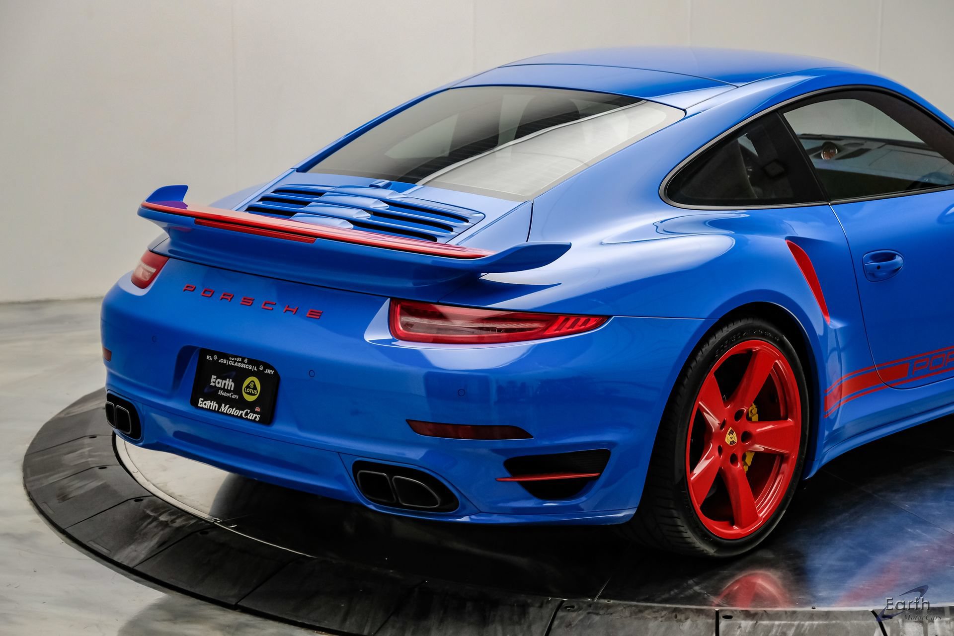 Used 2016 Porsche 911 Turbo S AWD/4WD image 23