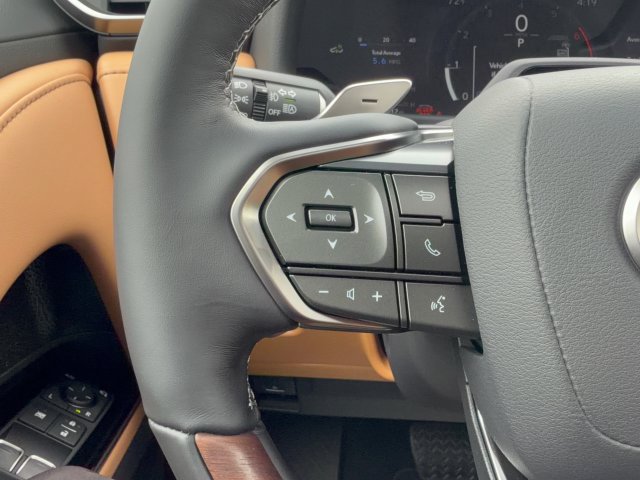 New 2026 Lexus LX 600 4WD w/ Luxury Package image 17