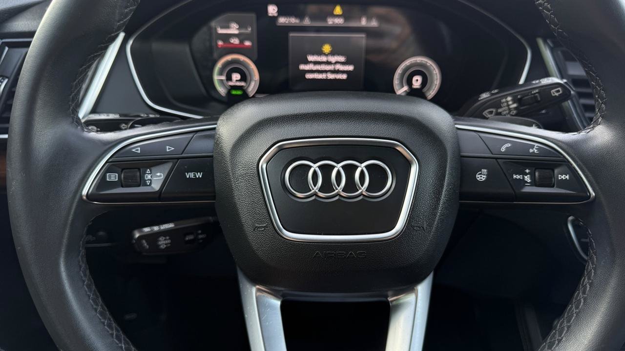 Used 2022 Audi Q5 e Premium Plus w/ Premium Plus Package AWD/4WD image 46