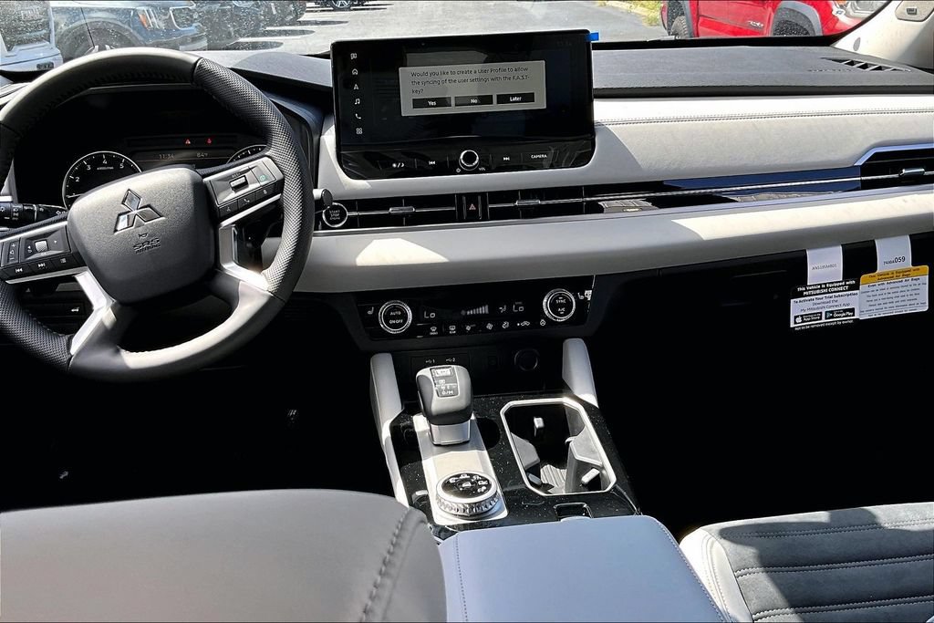 New 2026 Mitsubishi Outlander SE FWD image 6