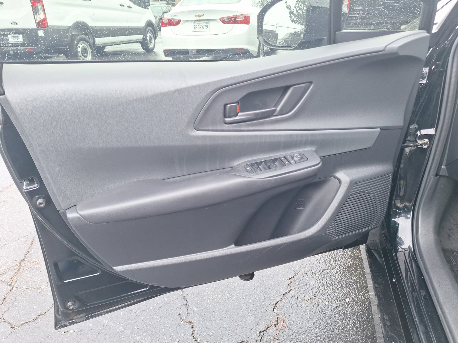 Used 2023 Toyota Prius LE FWD image 12