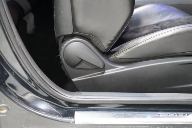 Used 2013 Dodge Challenger SRT8 w/ Harman Kardon Audio Group RWD image 37