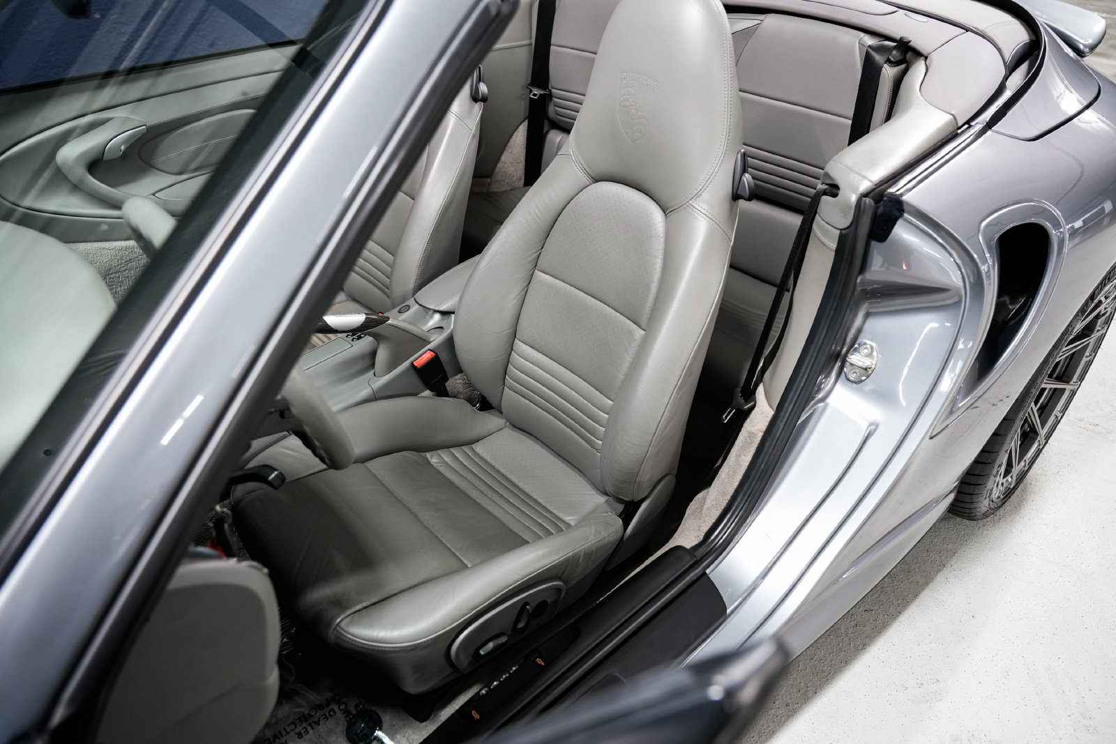 Used 2004 Porsche 911 Turbo AWD/4WD image 21
