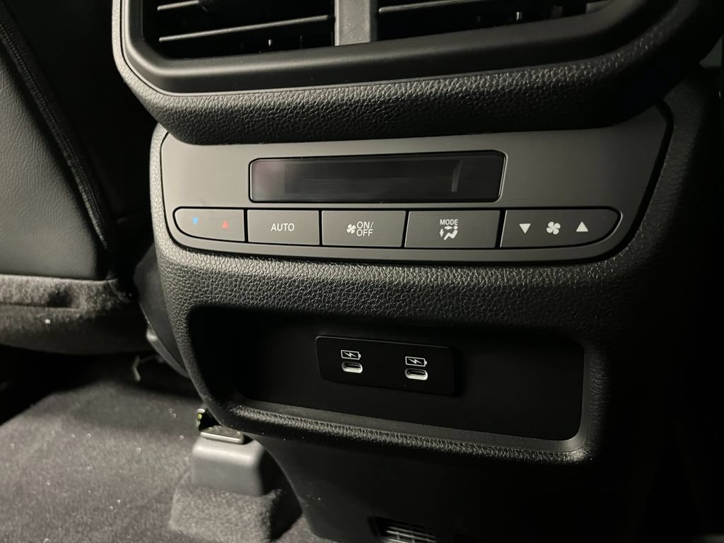 New 2026 Honda Pilot Touring image 23