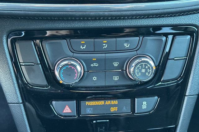 Used 2020 Buick Encore Preferred w/ Safety Package image 22