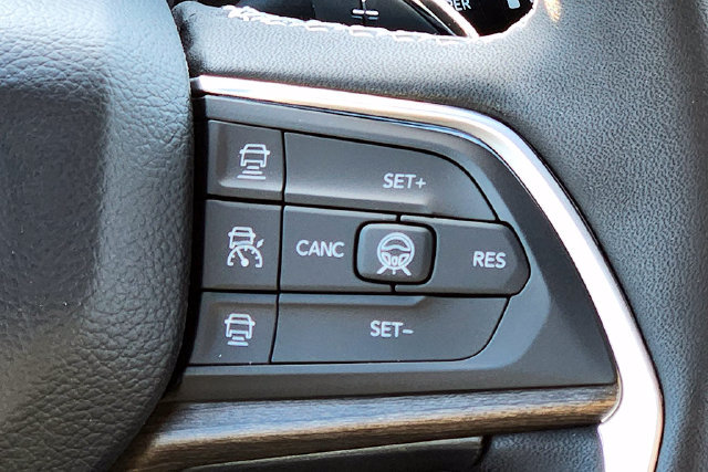 New 2027 Jeep Grand Cherokee L Limited AWD/4WD image 11