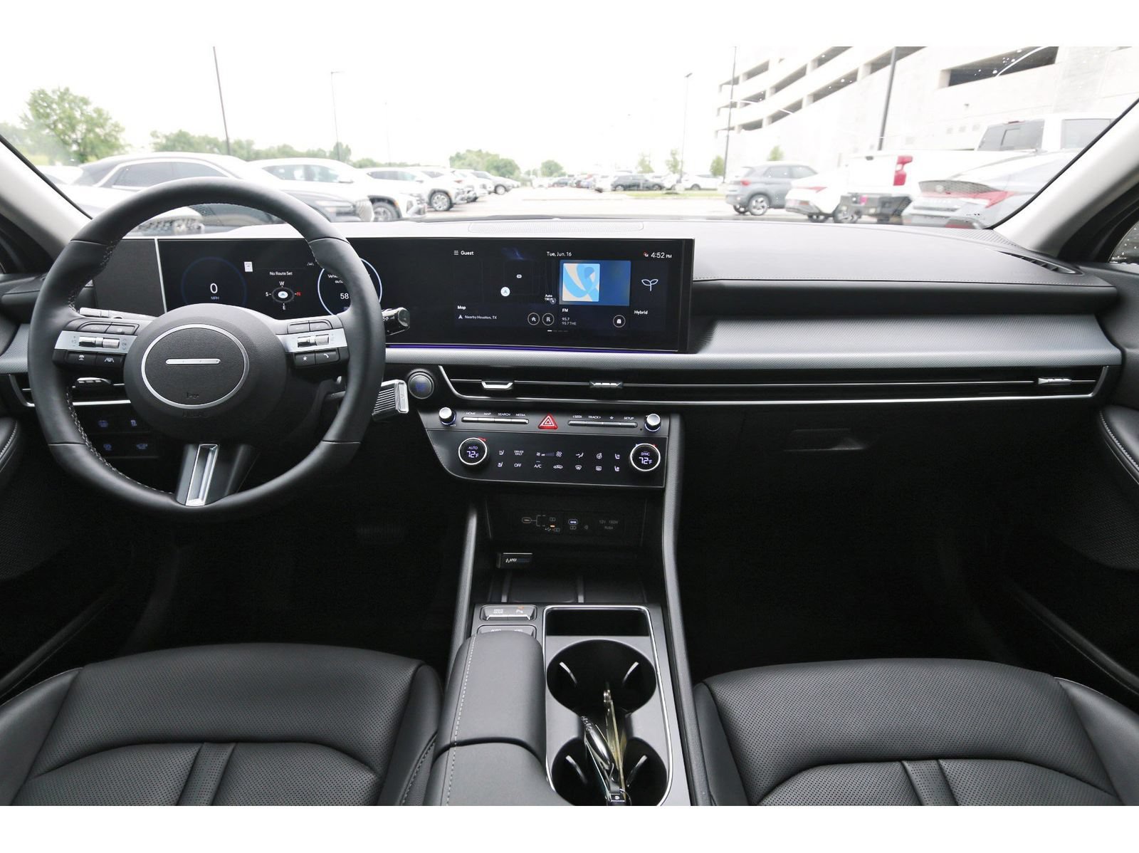 Certified 2025 Hyundai Sonata Limited FWD image 11