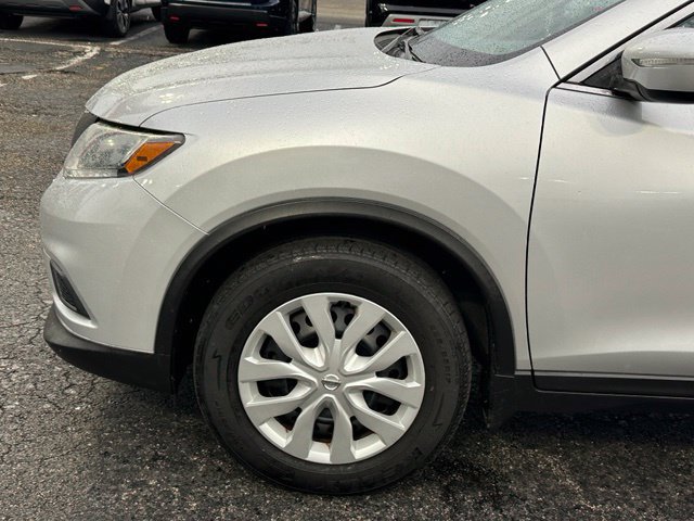 Used 2015 Nissan Rogue S FWD image 7