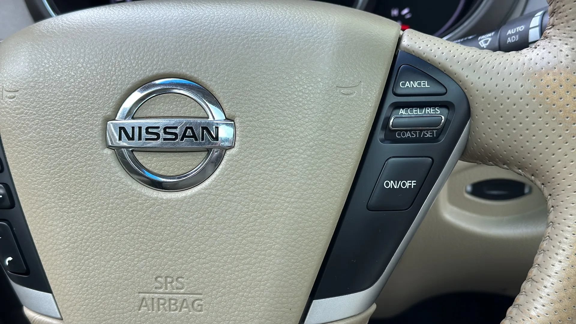 Used 2011 Nissan Murano SL w/ Navigation Pkg AWD/4WD image 34