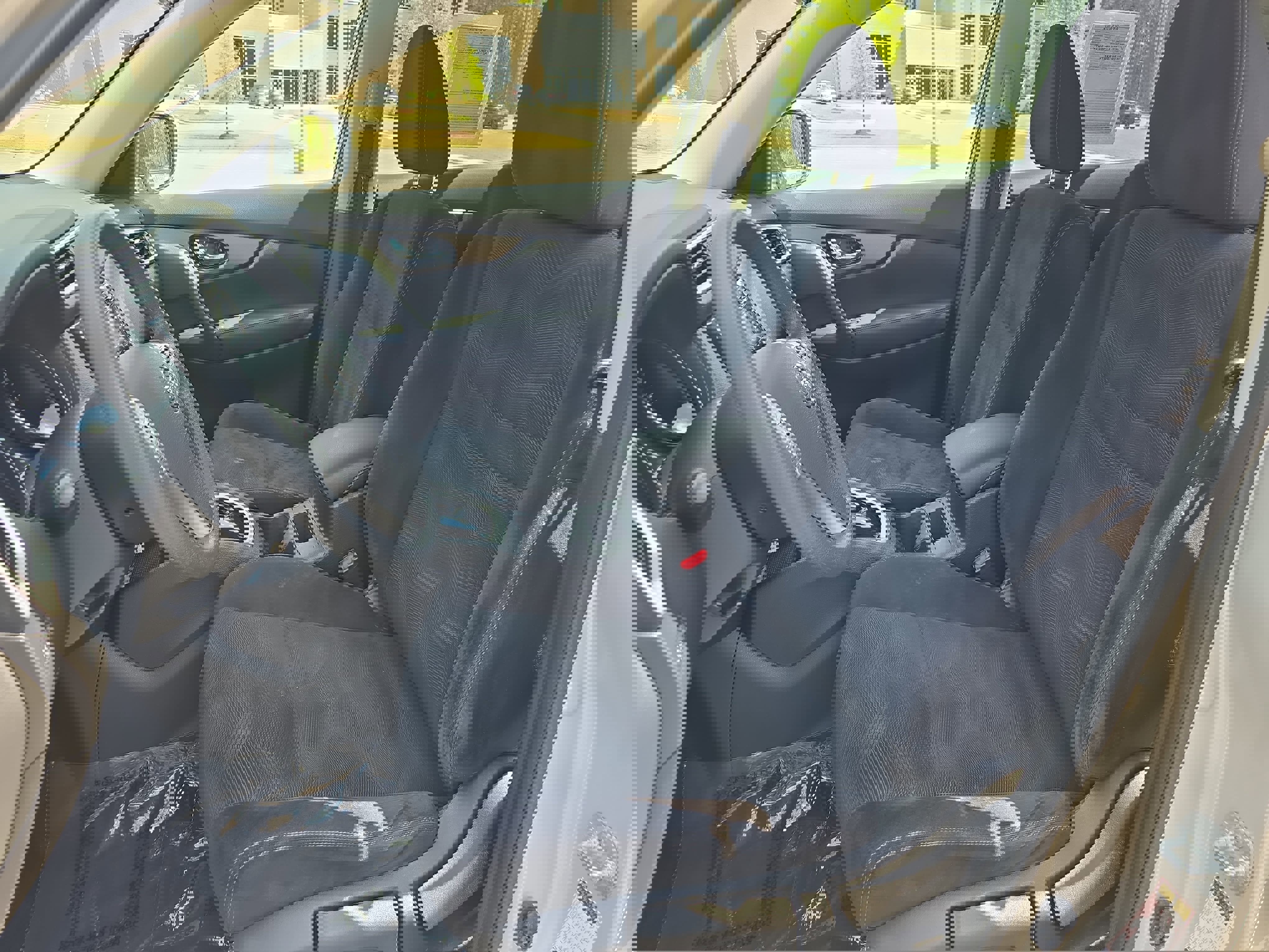 Used 2016 Nissan Rogue S image 17