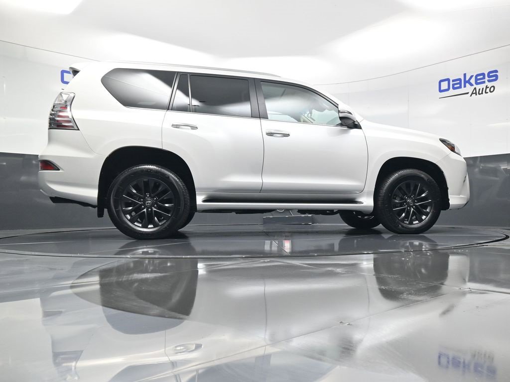 Used 2023 Lexus GX 460 Premium image 48