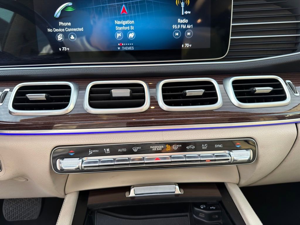 Used 2022 Mercedes-Benz GLE 350 w/ Premium Package image 26